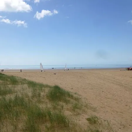 3 Pieces, 6 Couchages, Acces Direct Plage, Garage Double - Fr-1-224c-747 Apartment Saint-Jean-de-Monts